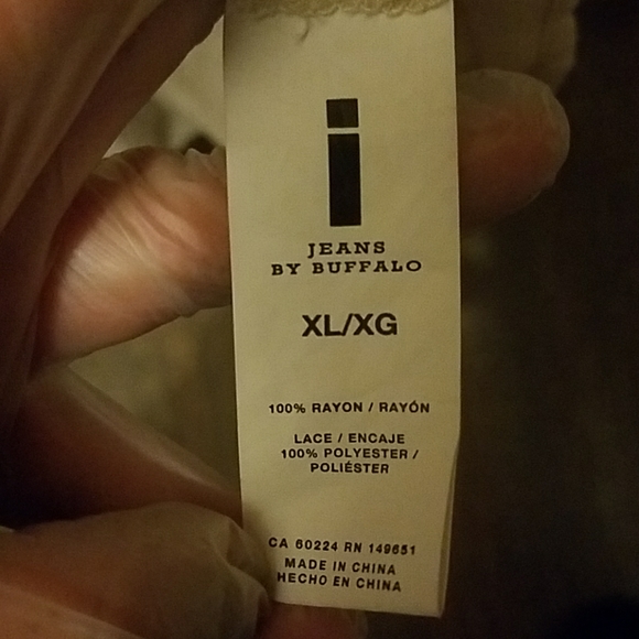 Top - Picture 3 of 4